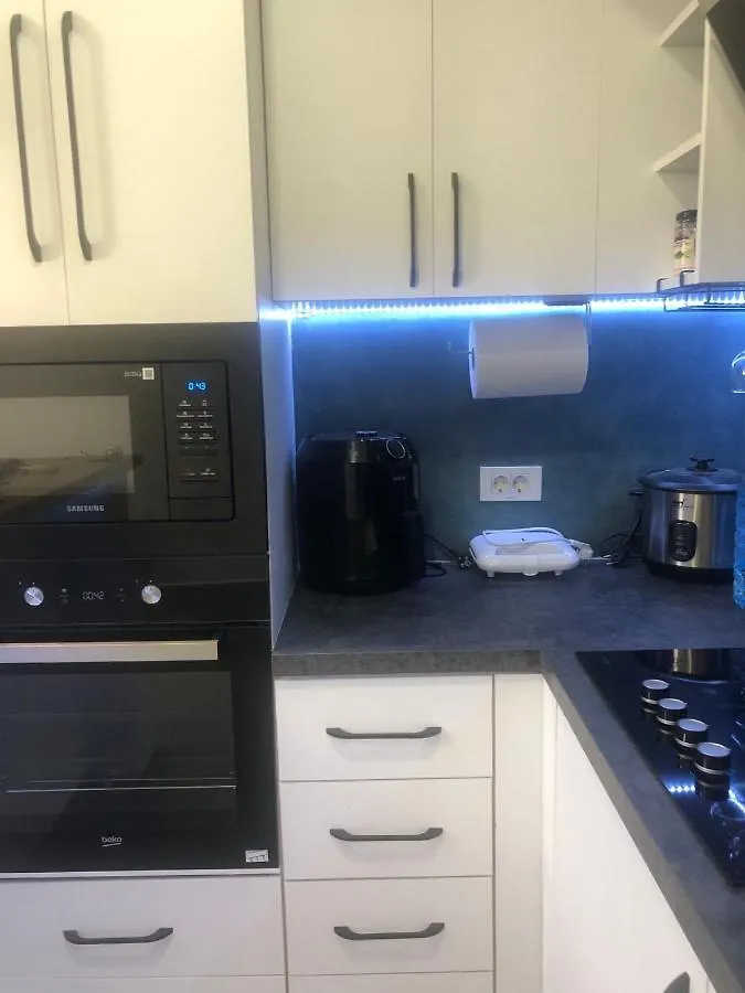 Smart Lugano Apartment Τίρανα 0*,